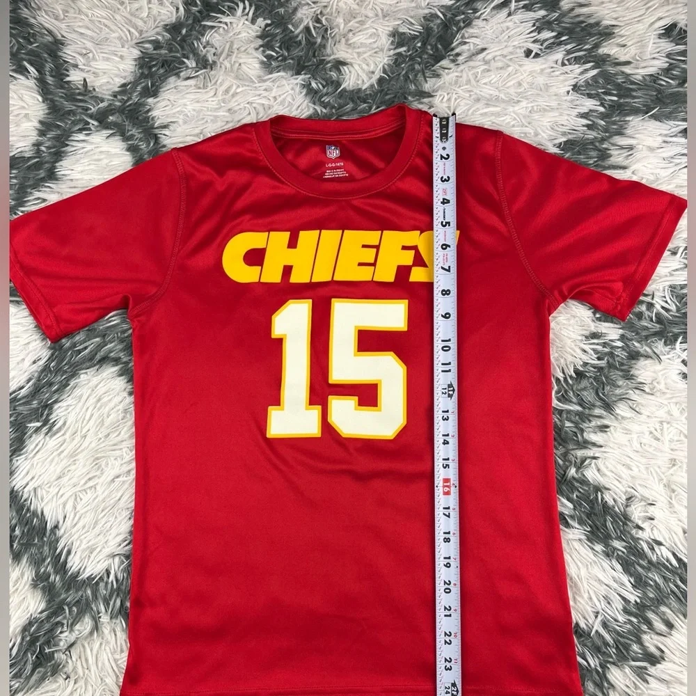 NFL Kids Boys CHIEFS T-shirt Red Yellow White Size Large 14/16
